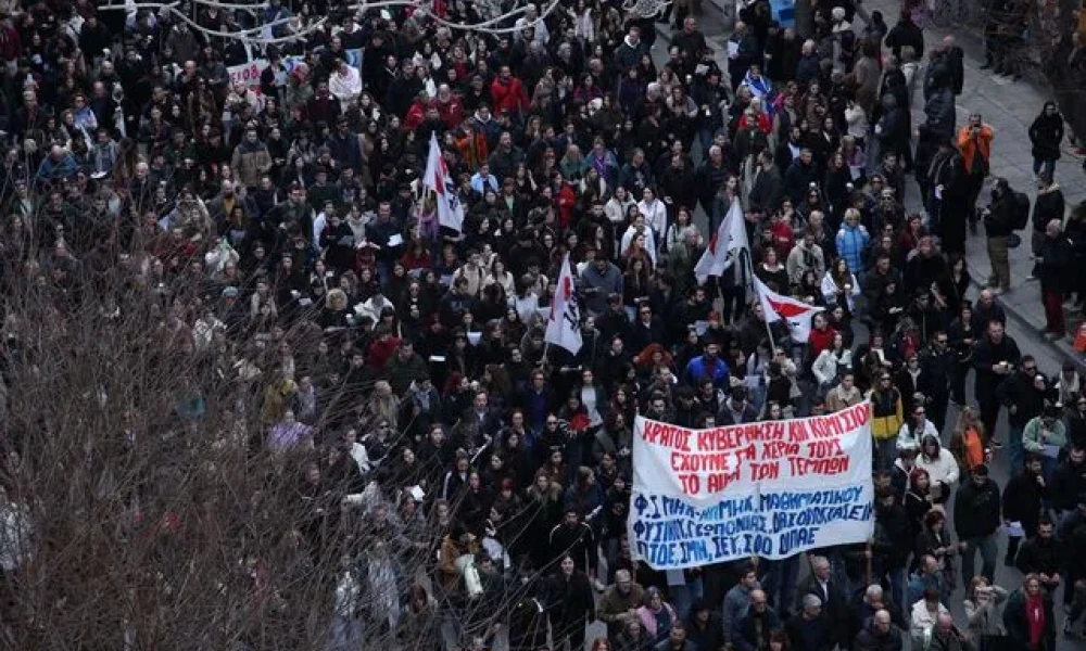 Αφέθηκαν ελεύθεροι και οι 23 που προσήχθησαν μετά το τέλος της πορείας για τα Τέμπη στη Θεσσαλονίκη